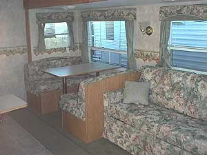 Sprindale 295 travel trailer