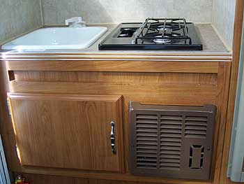 EAGLE SB GALLEY WITH STORAGE